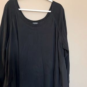 Torrid sz 4 sweater